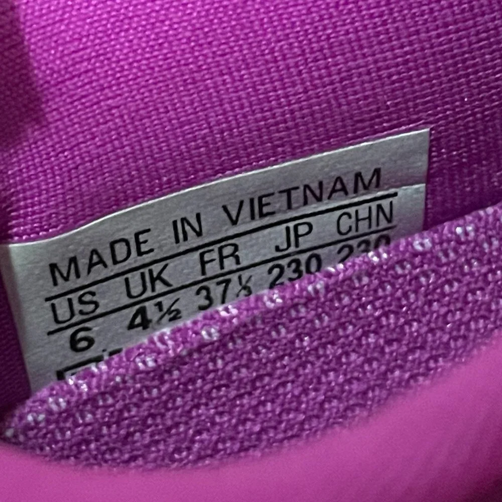 Adidas Sneakers - Picture 8 of 8